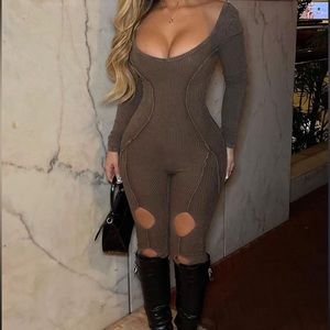 Fashion nova jumpsuit